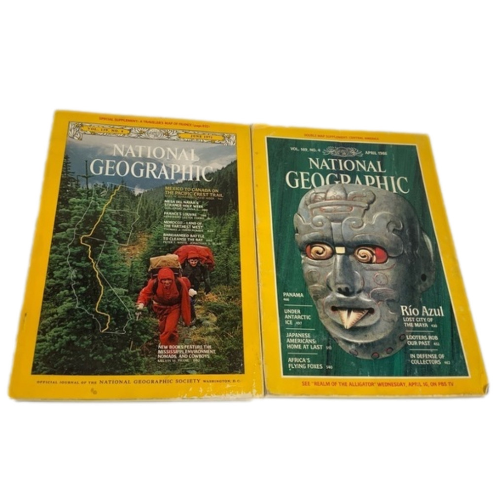 NATIONAL Geographic vintage magazines.‎